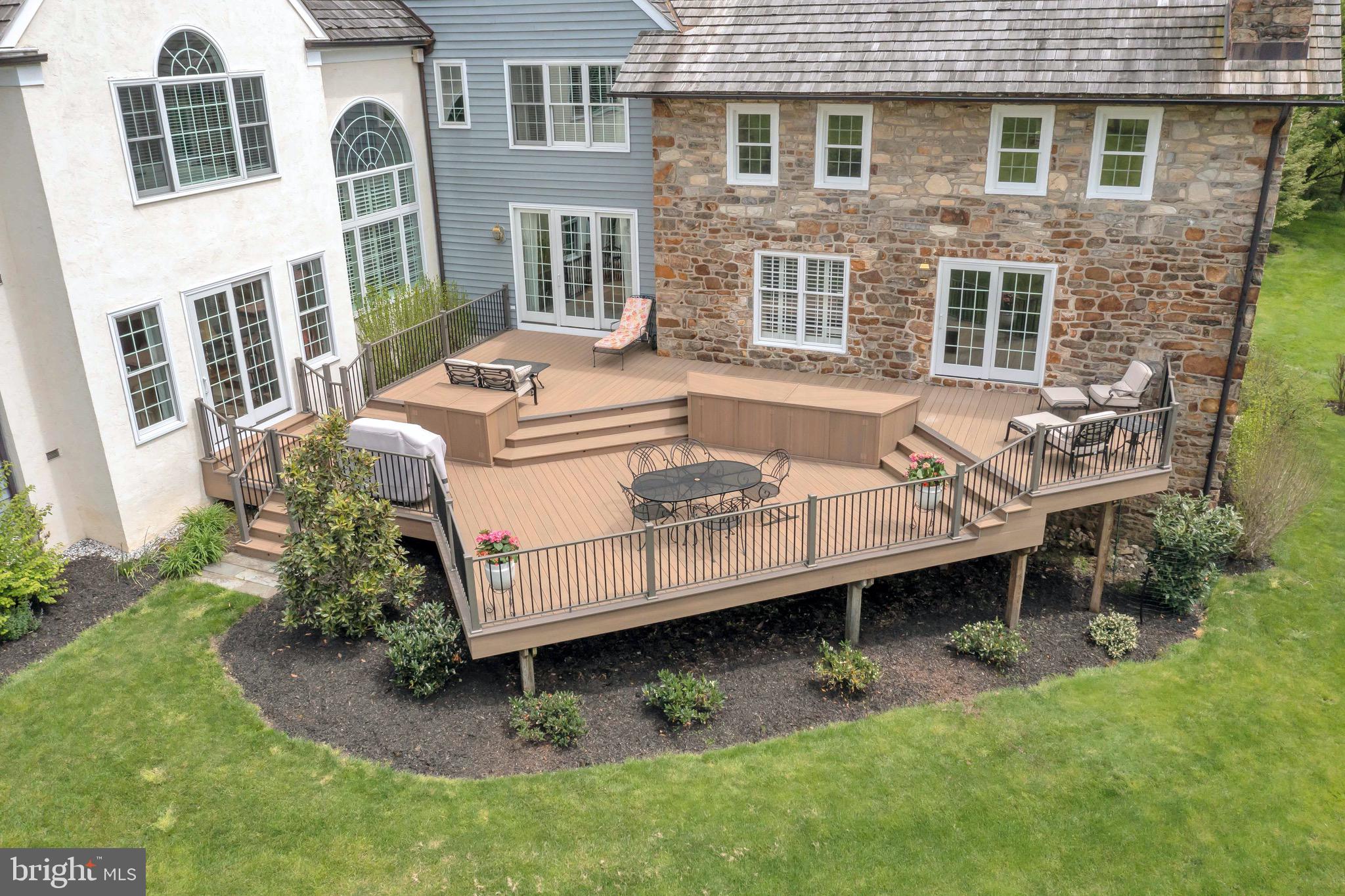 VALLEY CREEK FARM - Residential