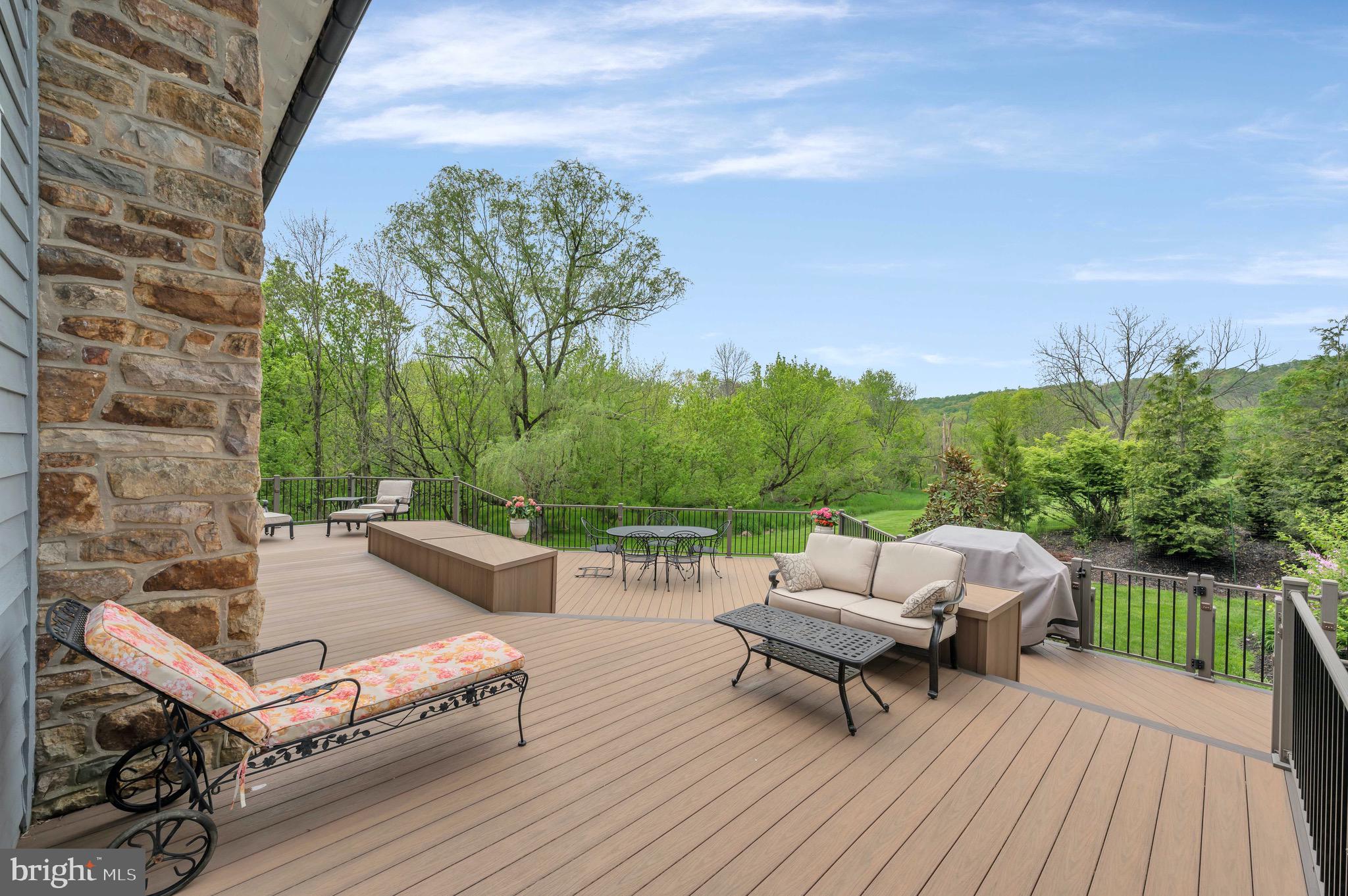 VALLEY CREEK FARM - Residential