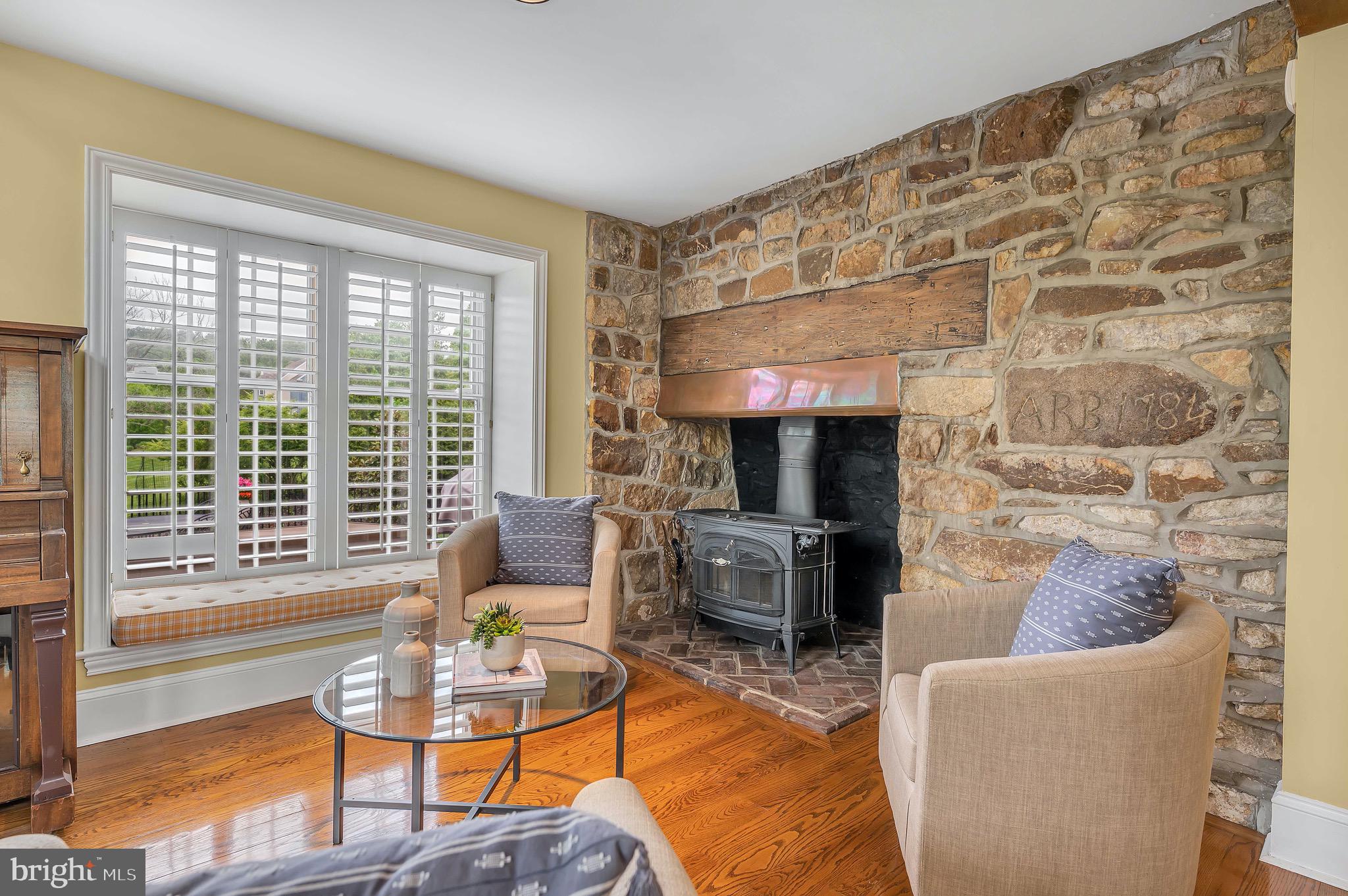 VALLEY CREEK FARM - Residential