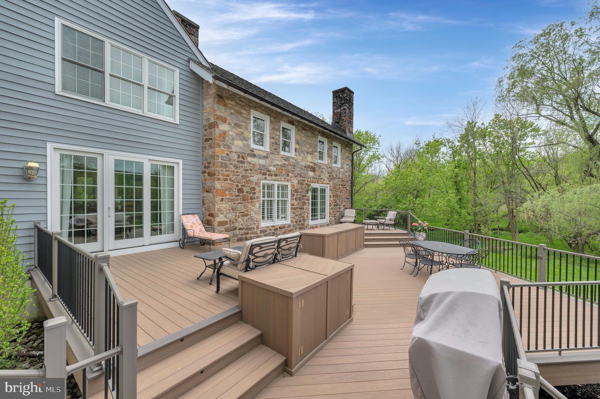 VALLEY CREEK FARM - Residential