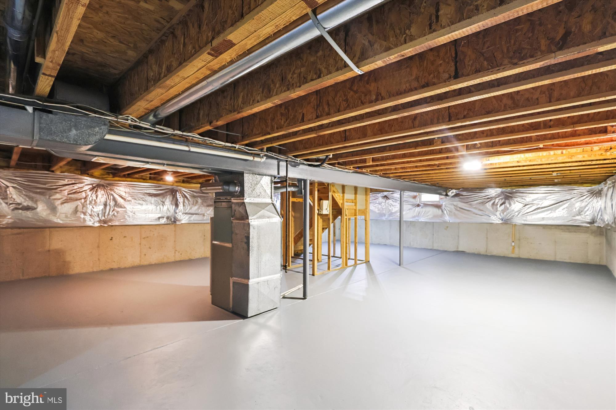 MONROE MANOR - Residential