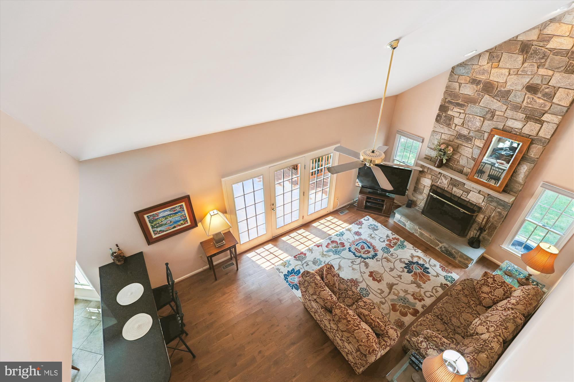 MONROE MANOR - Residential