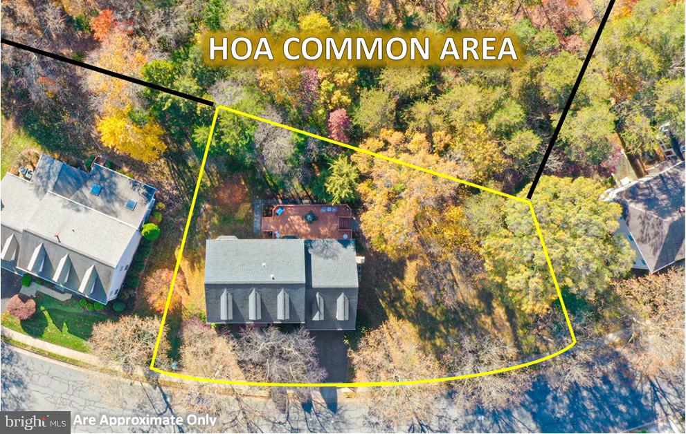 MONROE MANOR - Residential