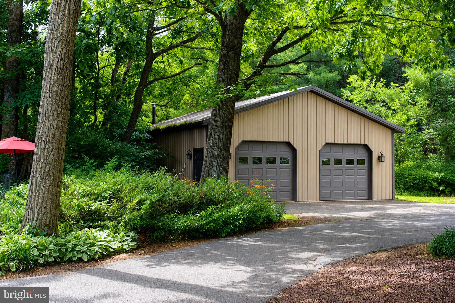 1720 CHARLES RAY ACRES DRIVE