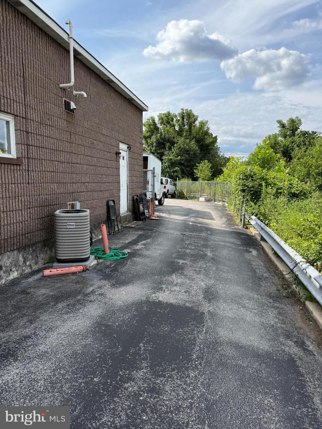 Photo of 2365 Macdade Boulevard, FOLSOM, PA 19033 (MLS # PADE2101252)