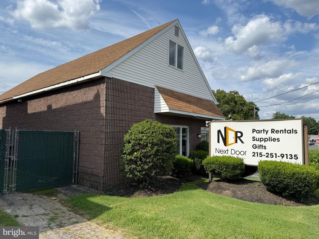 Photo of 2365 Macdade Boulevard, FOLSOM, PA 19033 (MLS # PADE2101252)