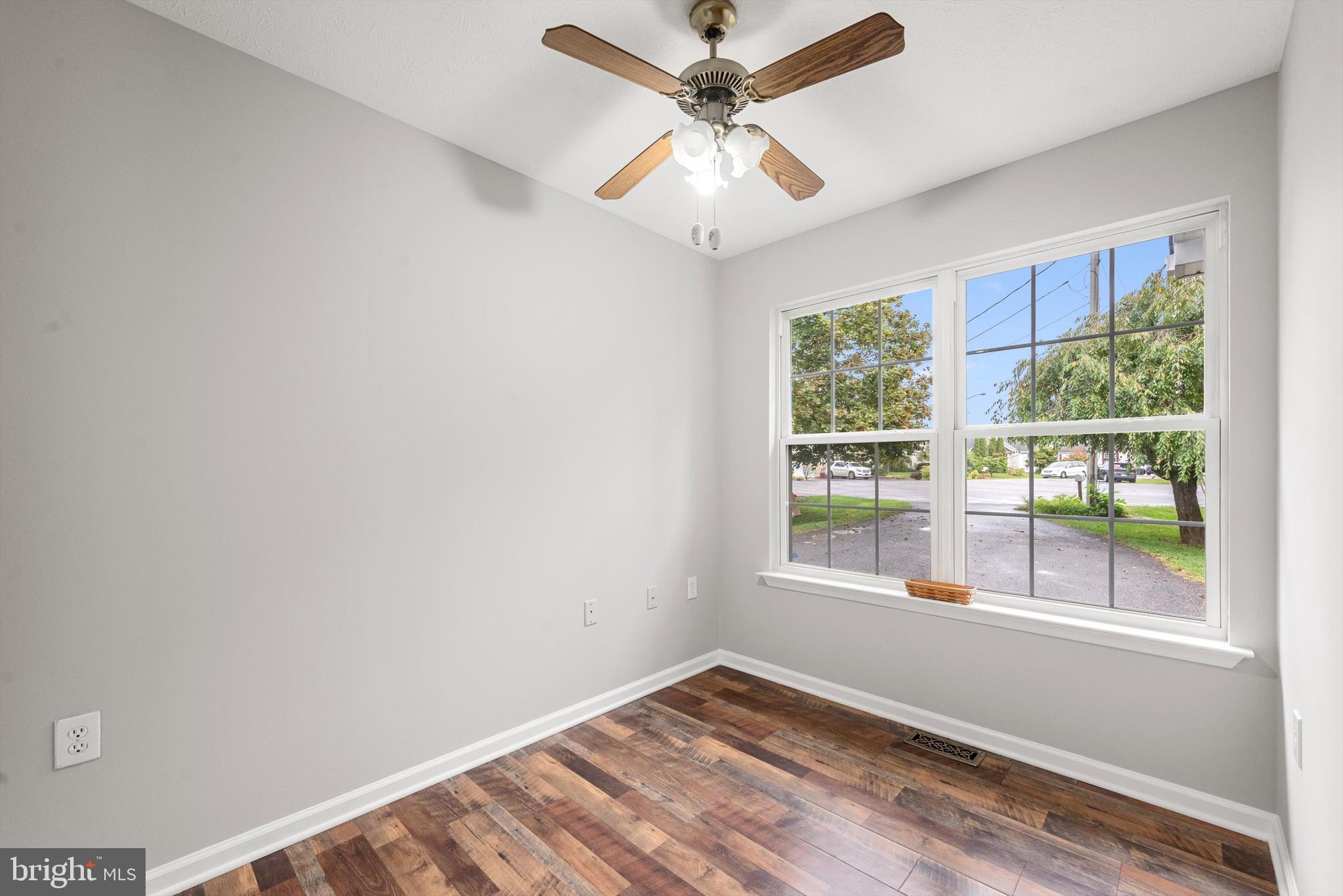 PRENTISS POINT - Residential