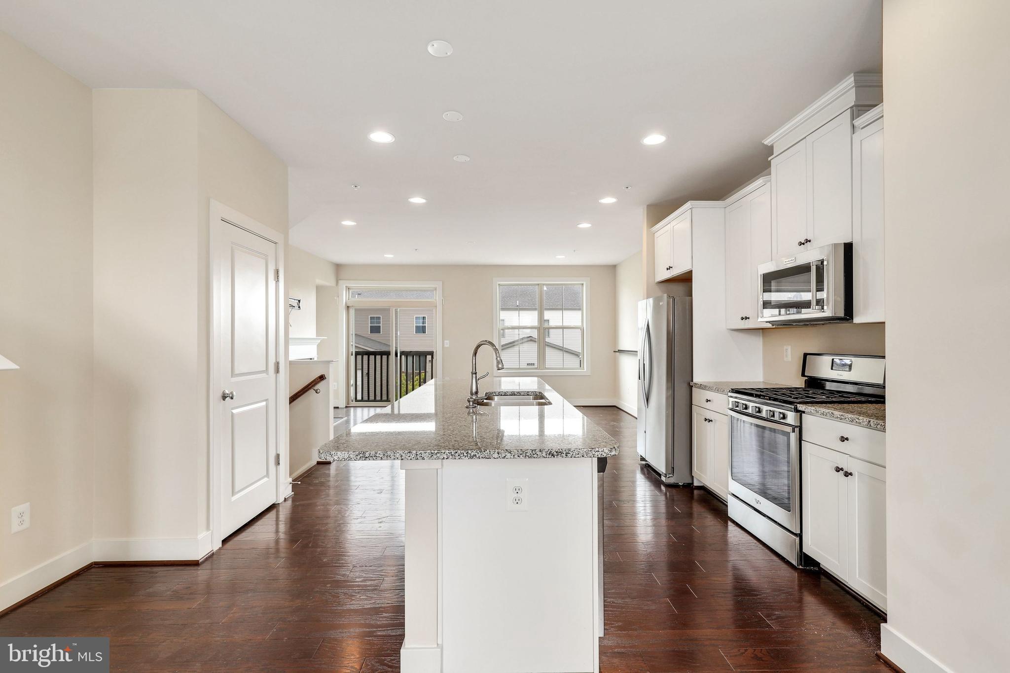 LANDSDALE - Residential