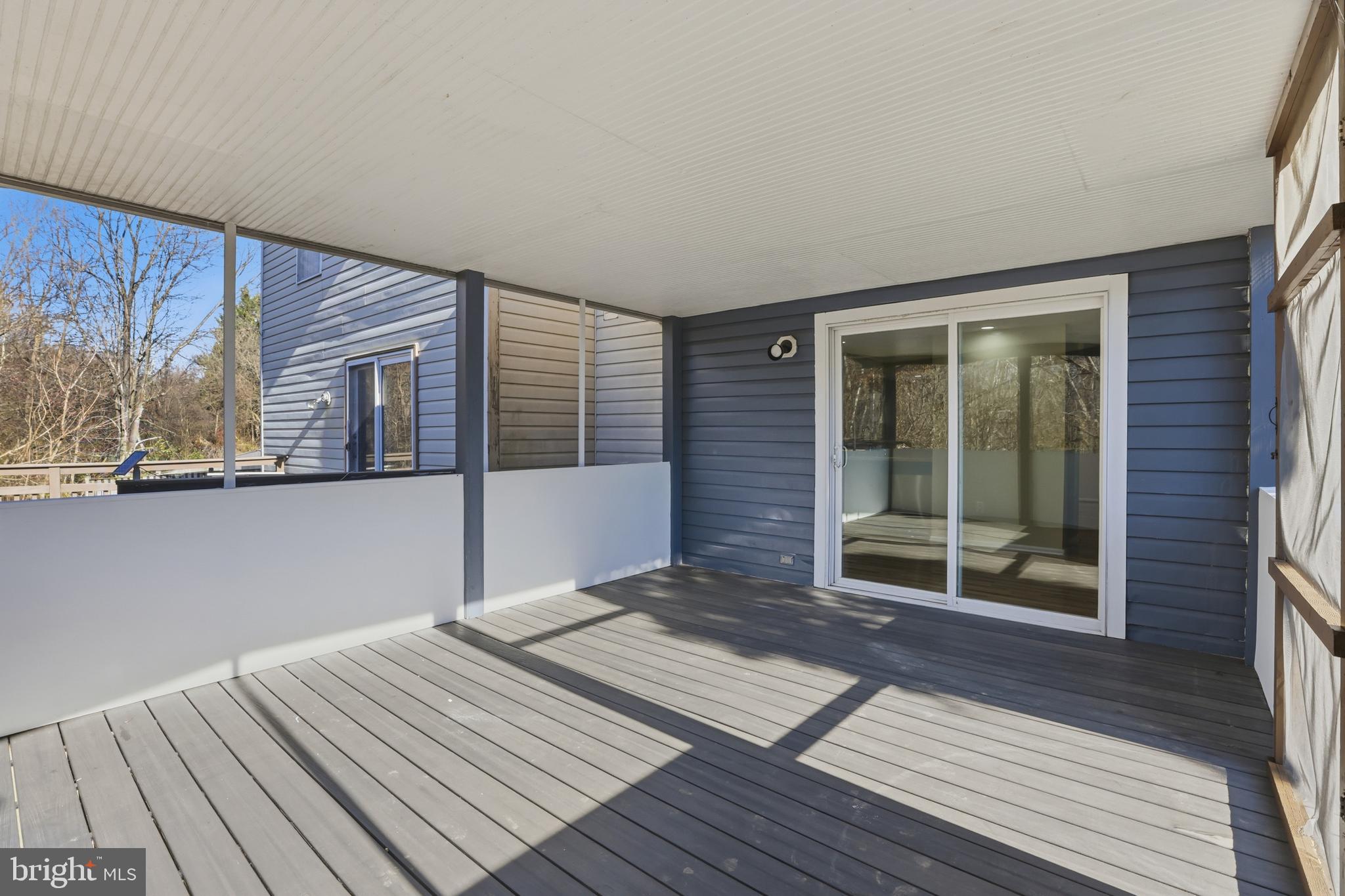 INDIAN CREEK VILLAGE - Residential