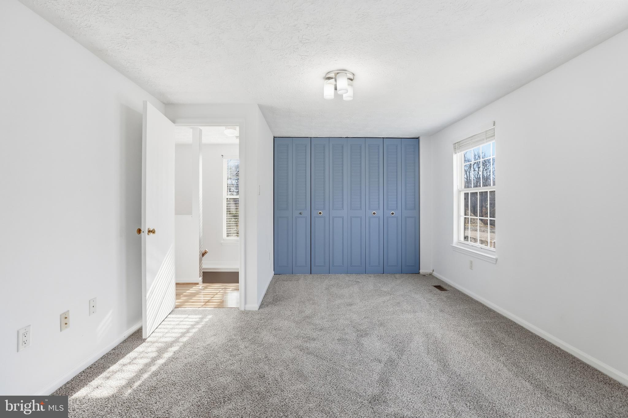 INDIAN CREEK VILLAGE - Residential