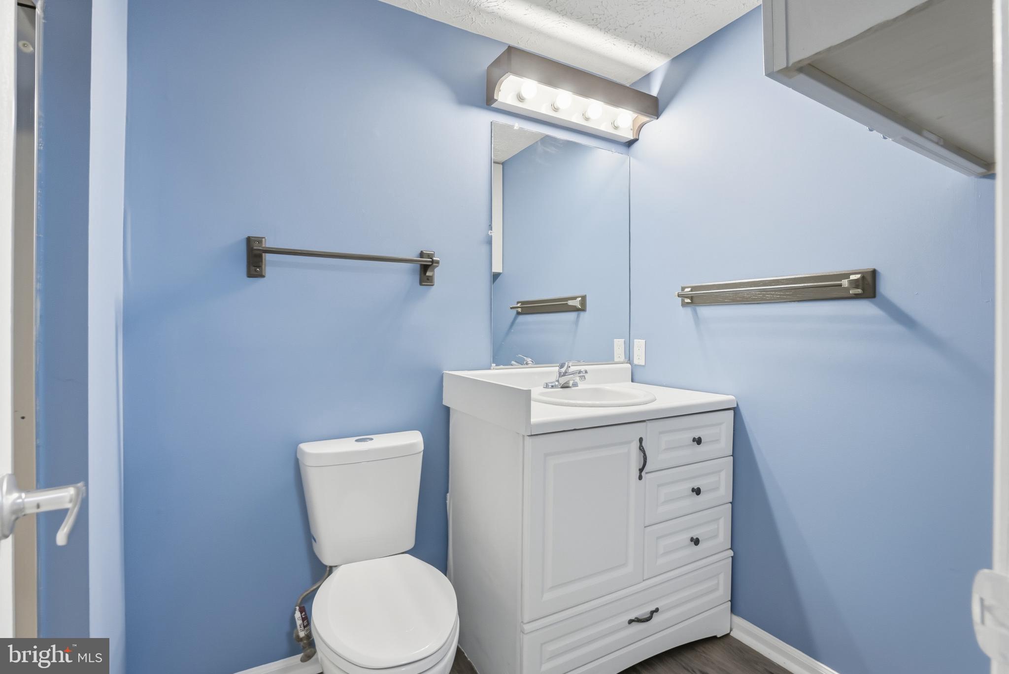 INDIAN CREEK VILLAGE - Residential