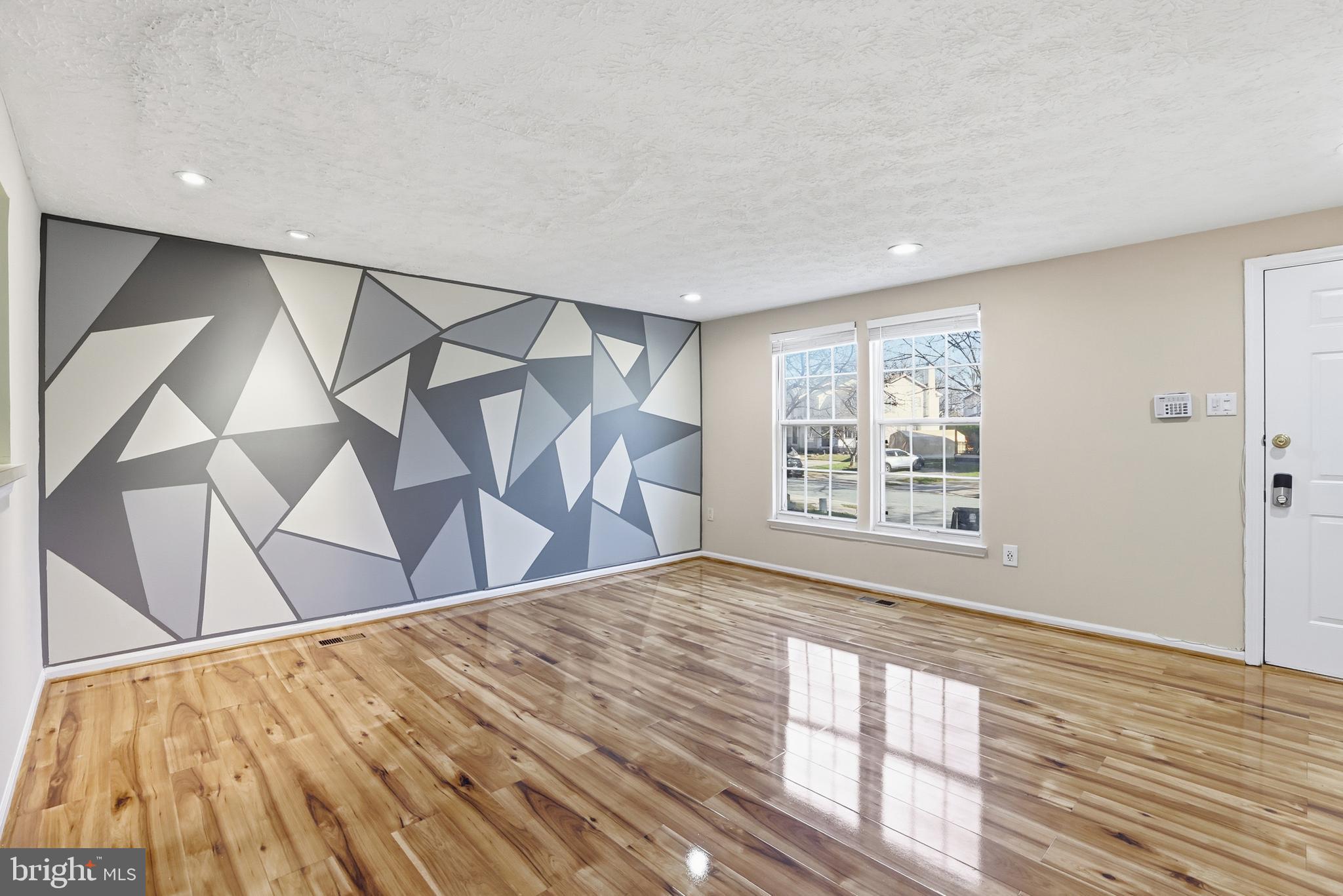 INDIAN CREEK VILLAGE - Residential