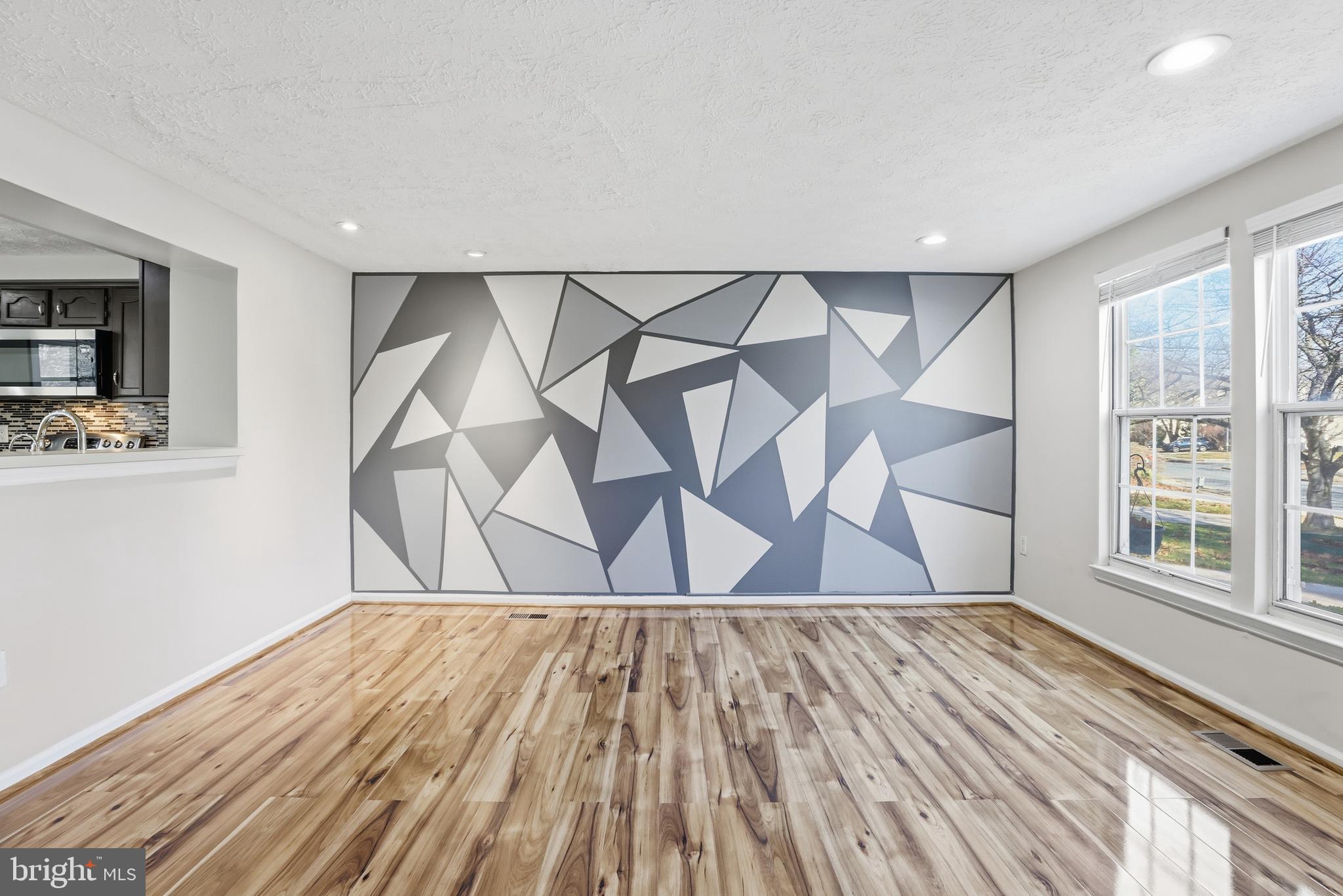 INDIAN CREEK VILLAGE - Residential