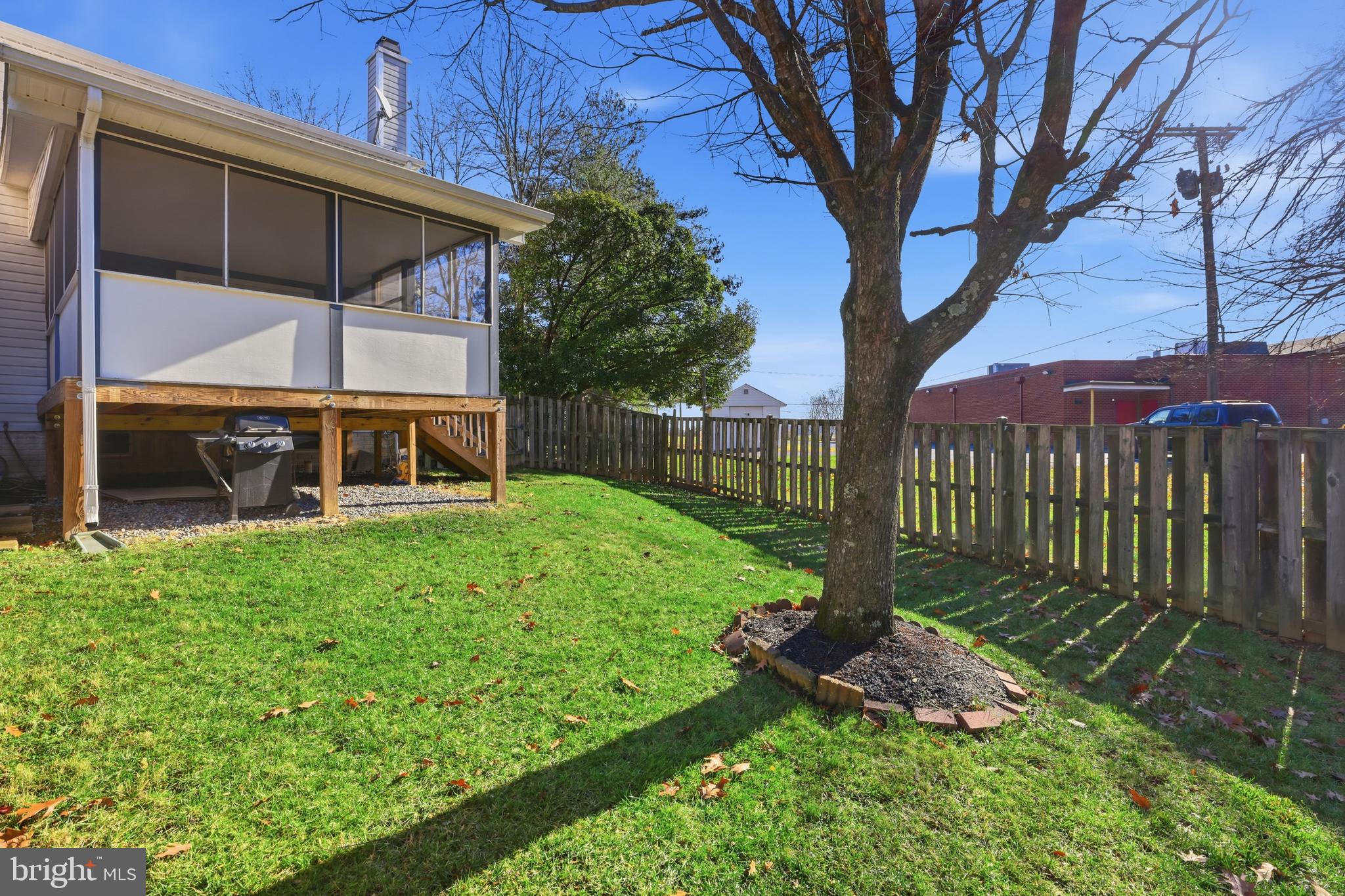 INDIAN CREEK VILLAGE - Residential