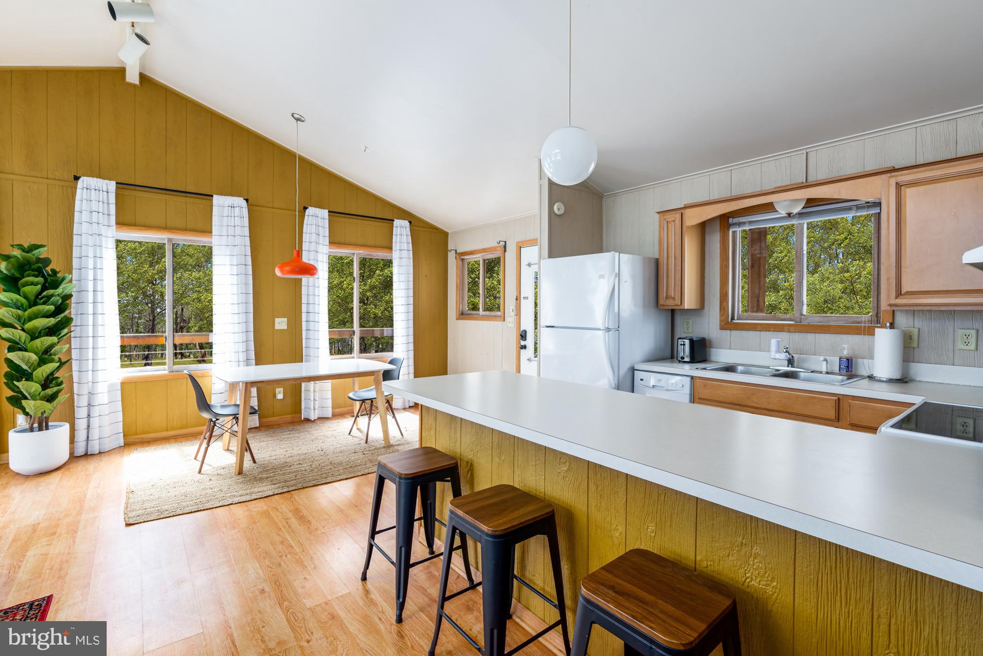 COOLFONT MOUNTAINSIDE - Residential