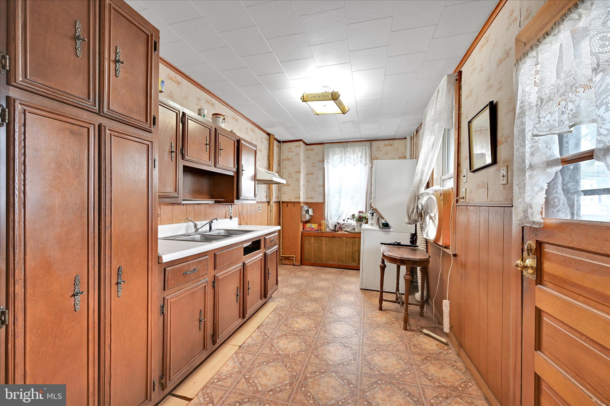 ASHLAND - Residential