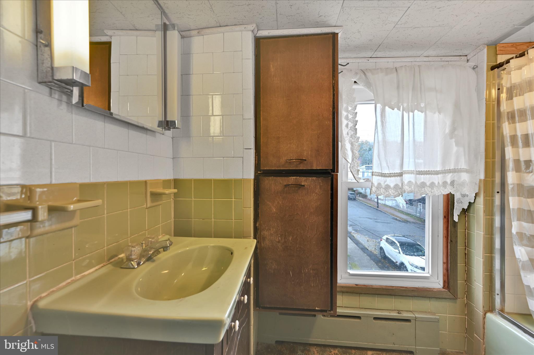 ASHLAND - Residential