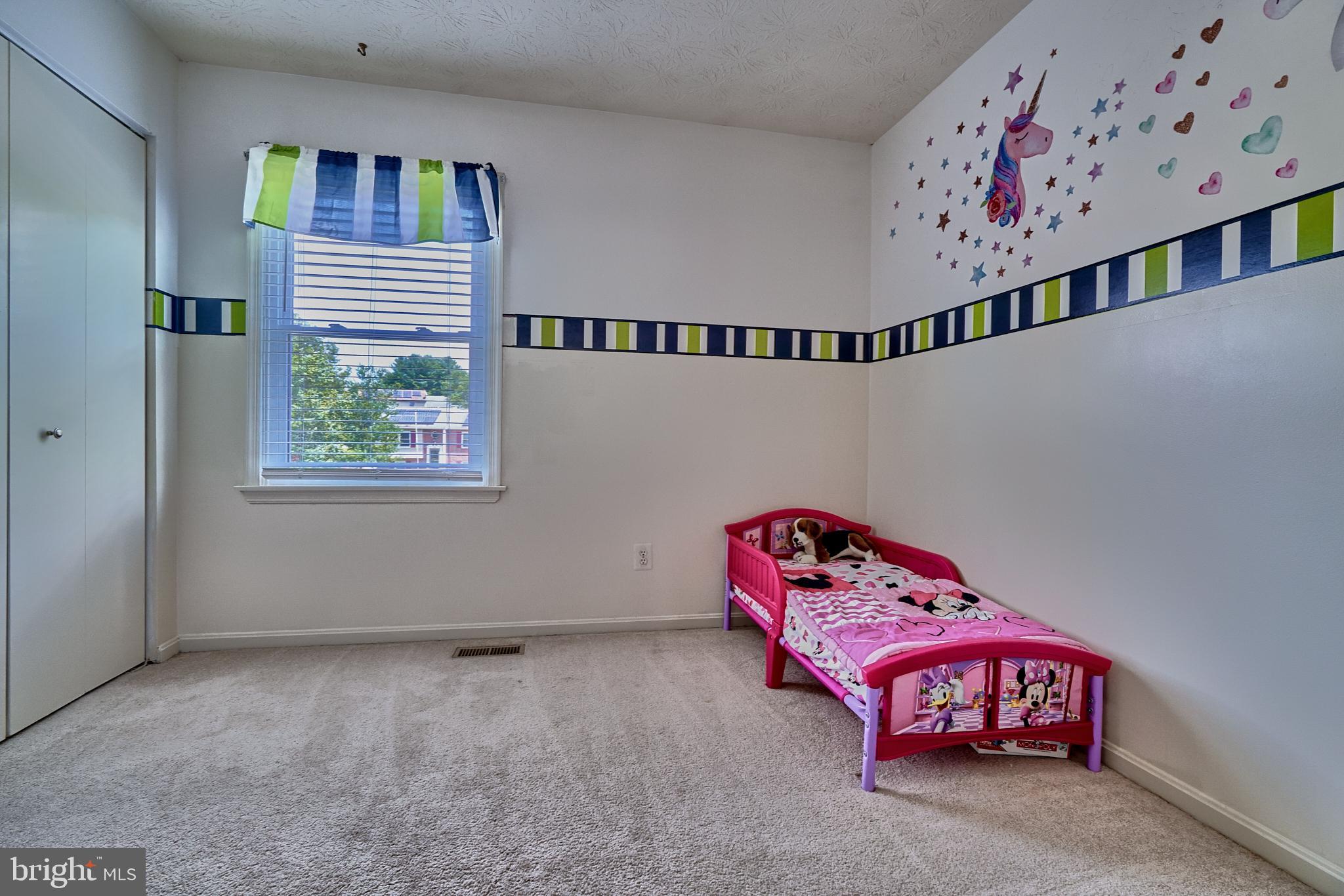 FOUNTAIN GLEN - Residential