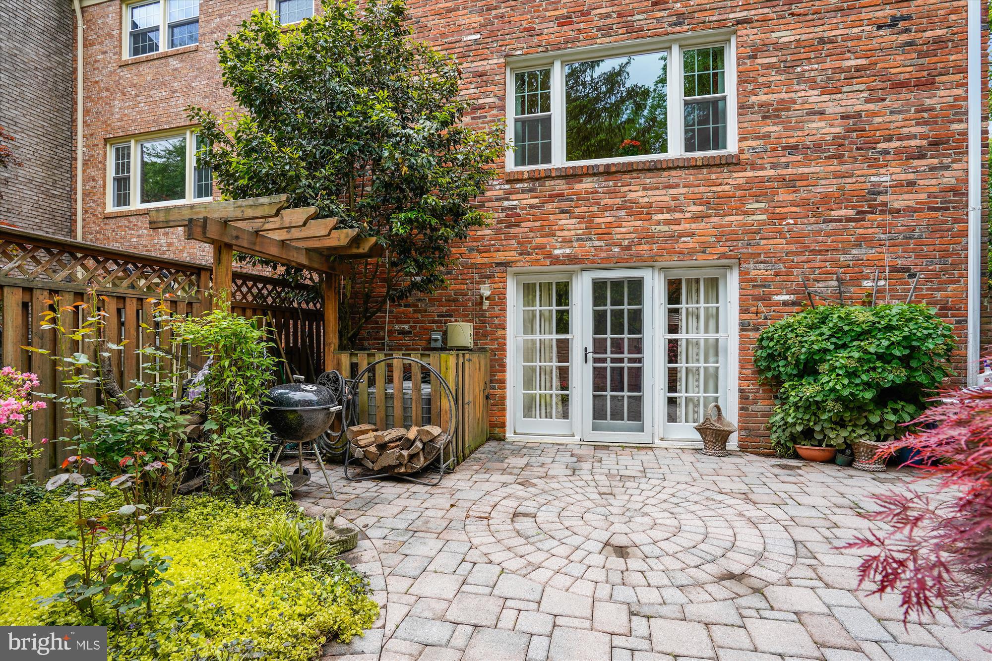 STONEHURST - Residential