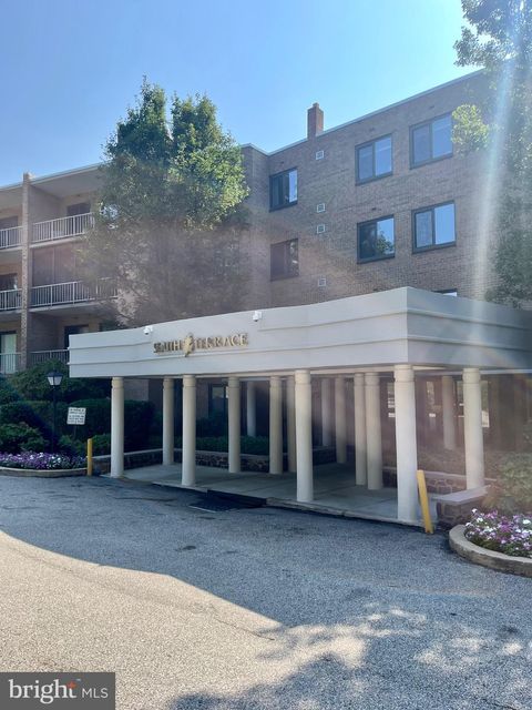 Photo of 1637 Oakwood Drive #UNIT S-113, PENN VALLEY, PA 19072 (MLS # PAMC2174476)