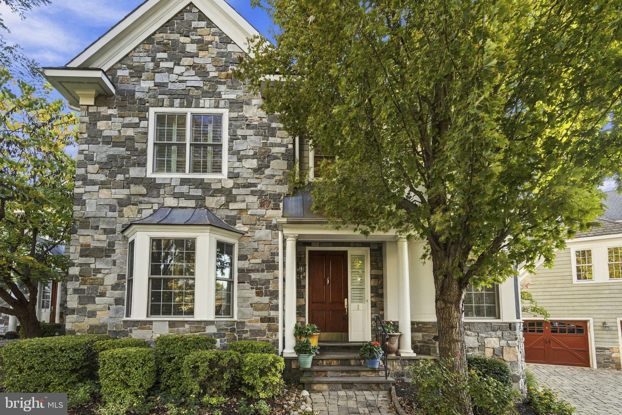 1 WICKLOW COURT