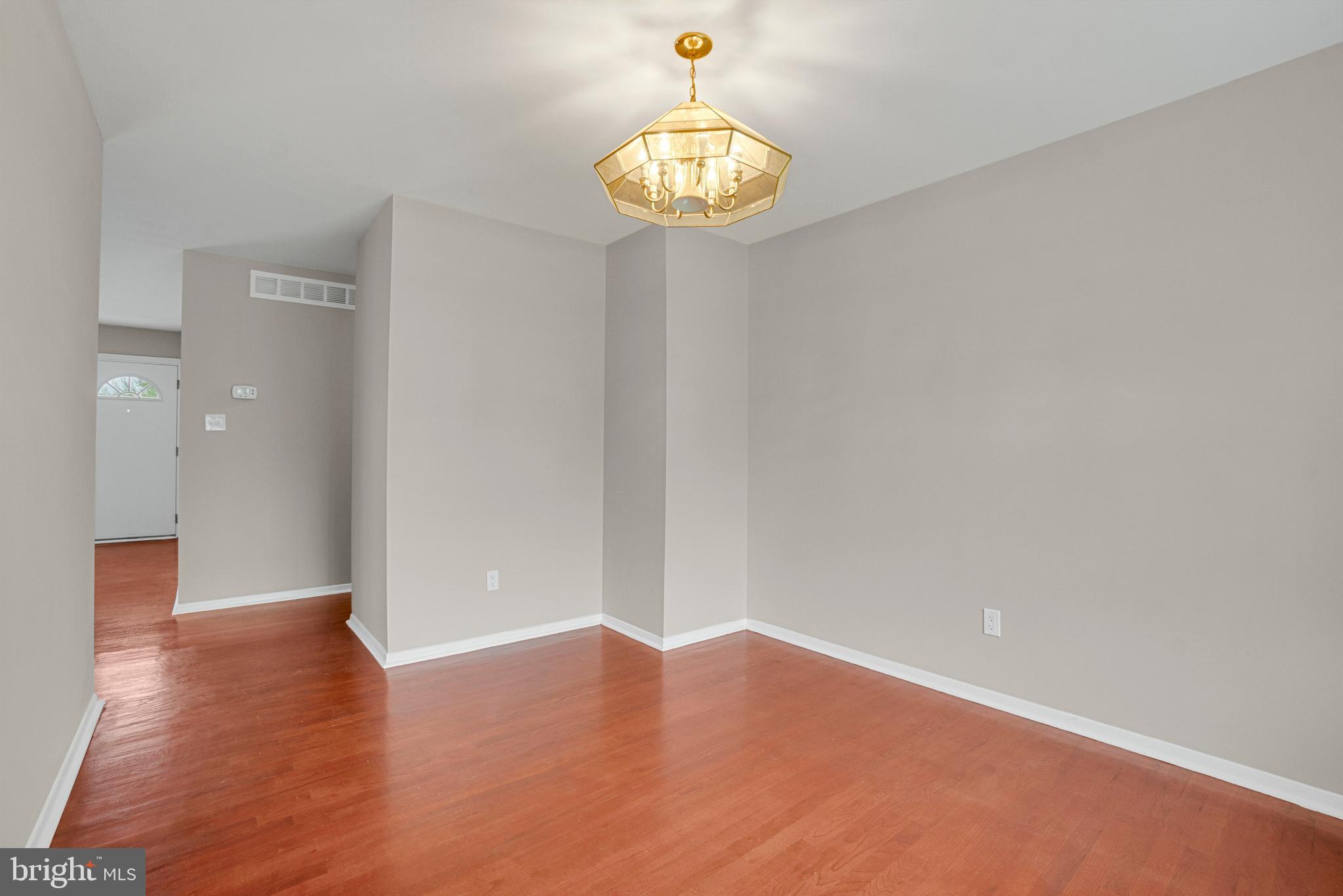 LIBERTY MANOR - Residential