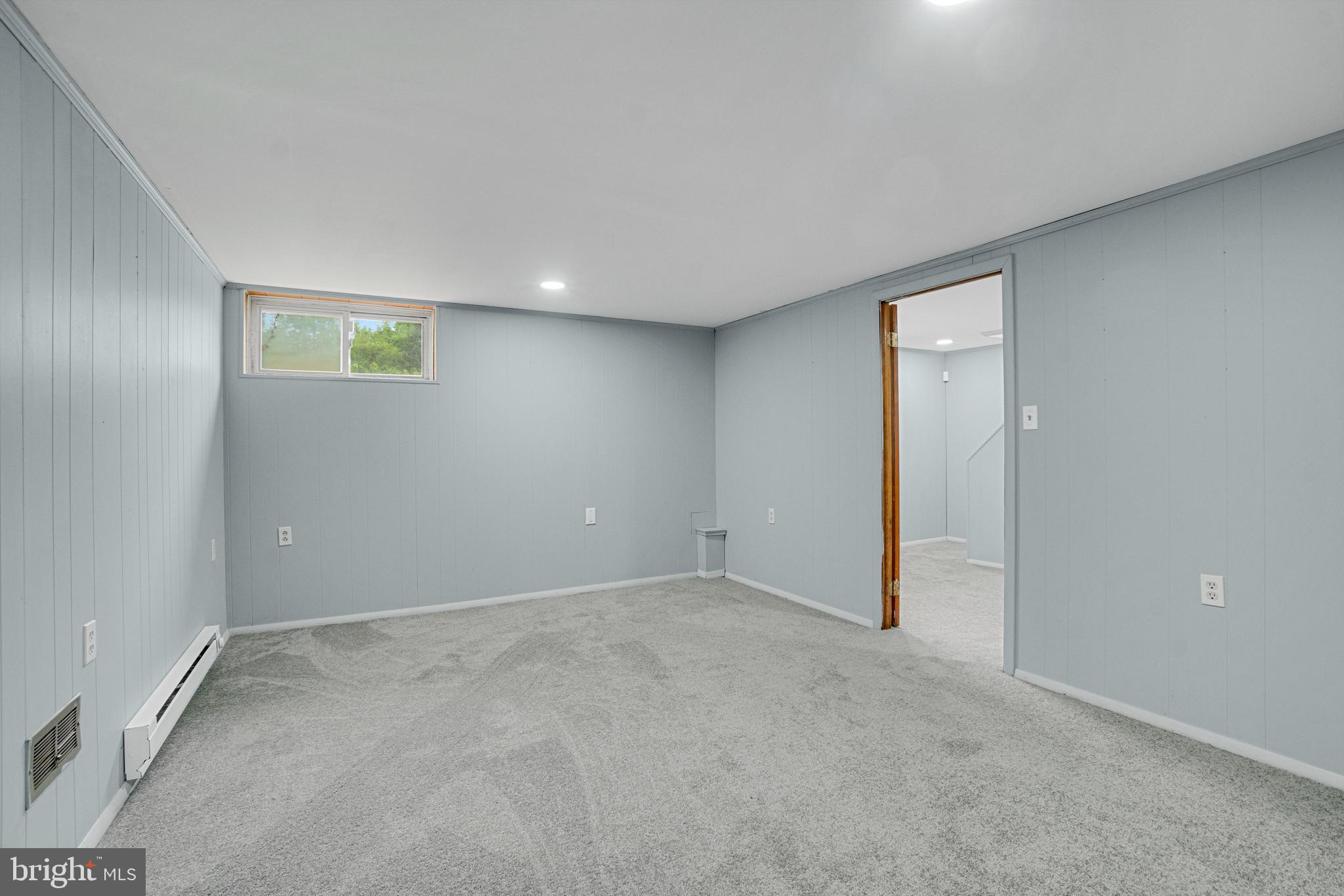 LIBERTY MANOR - Residential