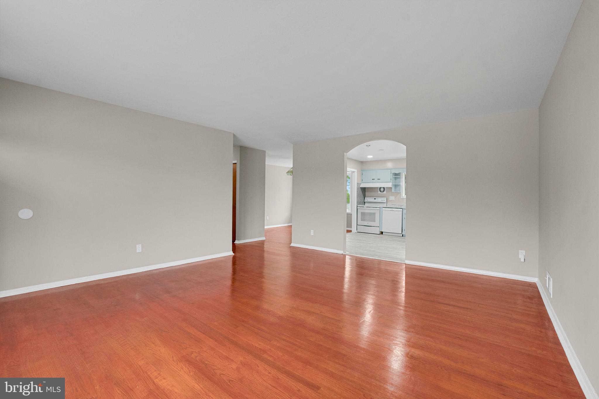 LIBERTY MANOR - Residential