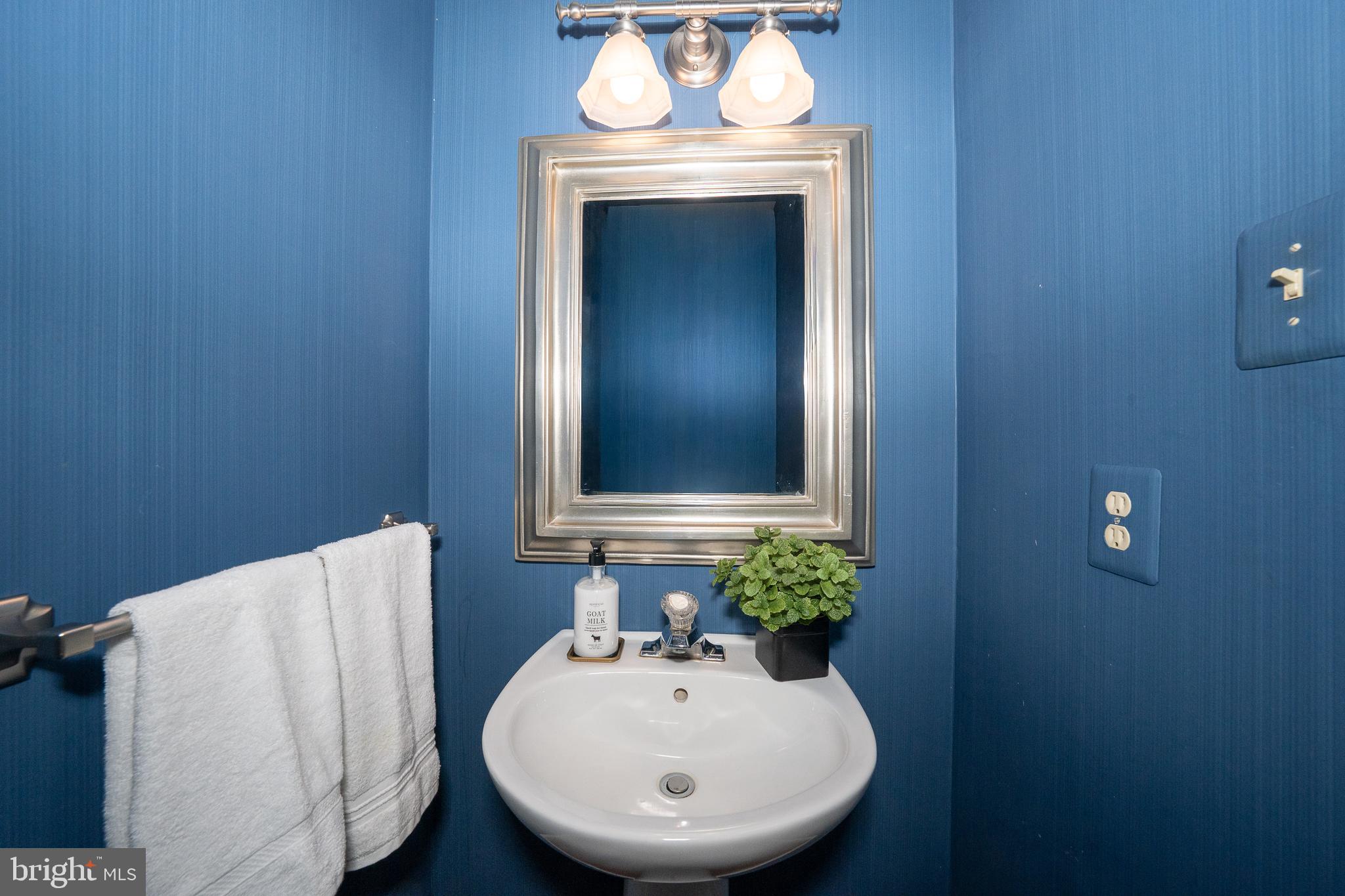 CHARLESTOWN OAKS - Residential