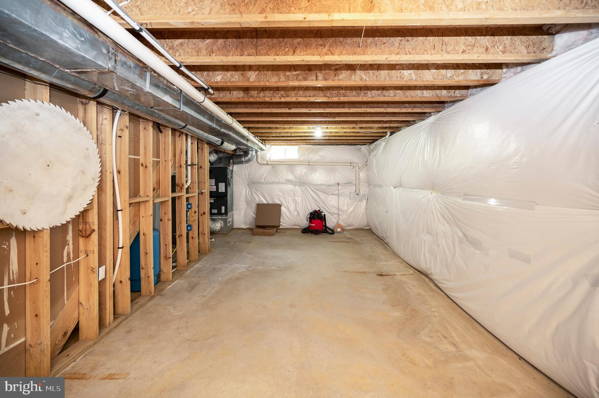 SHADE TREE - Residential Lease