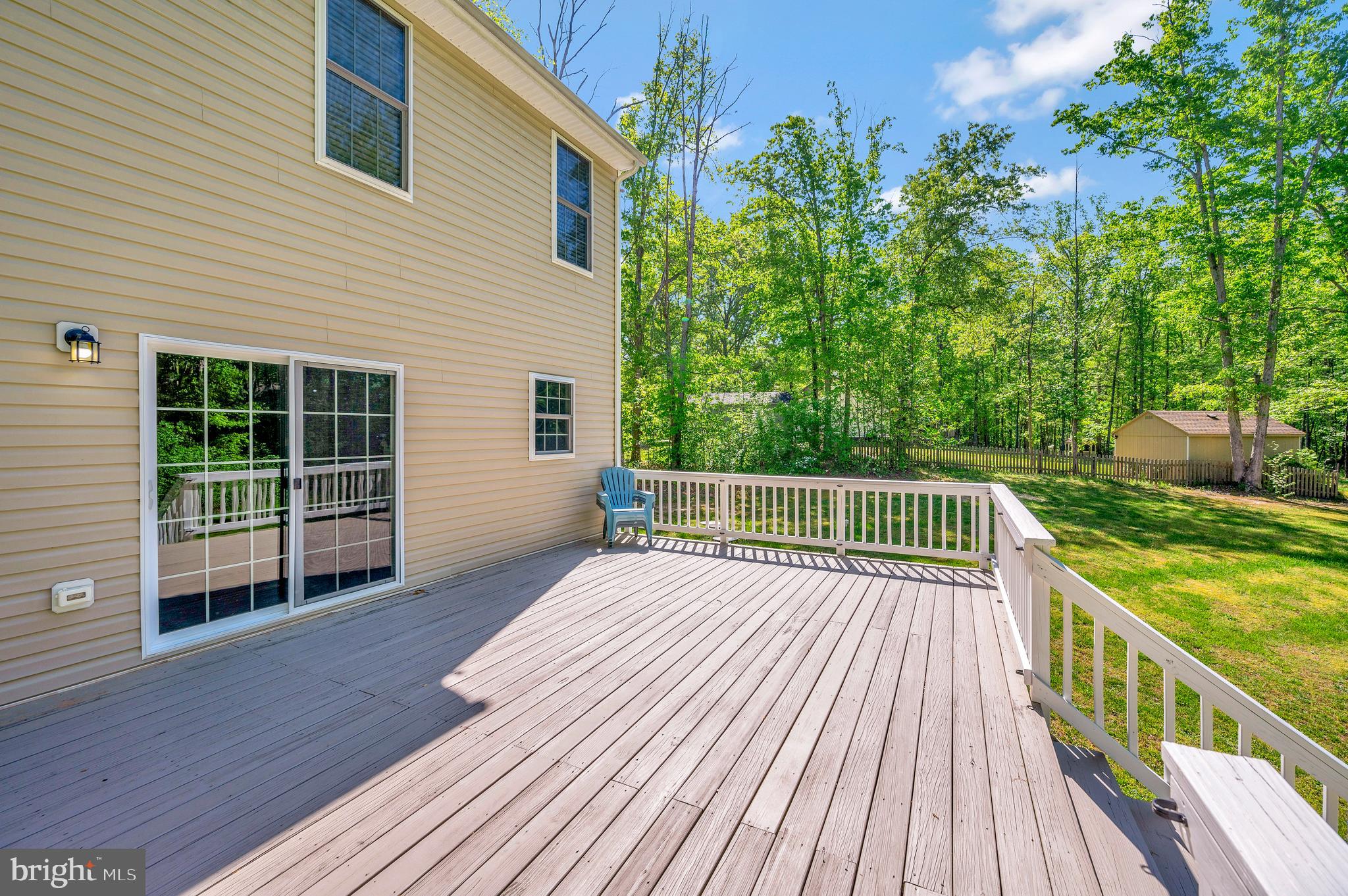 SHADE TREE - Residential Lease