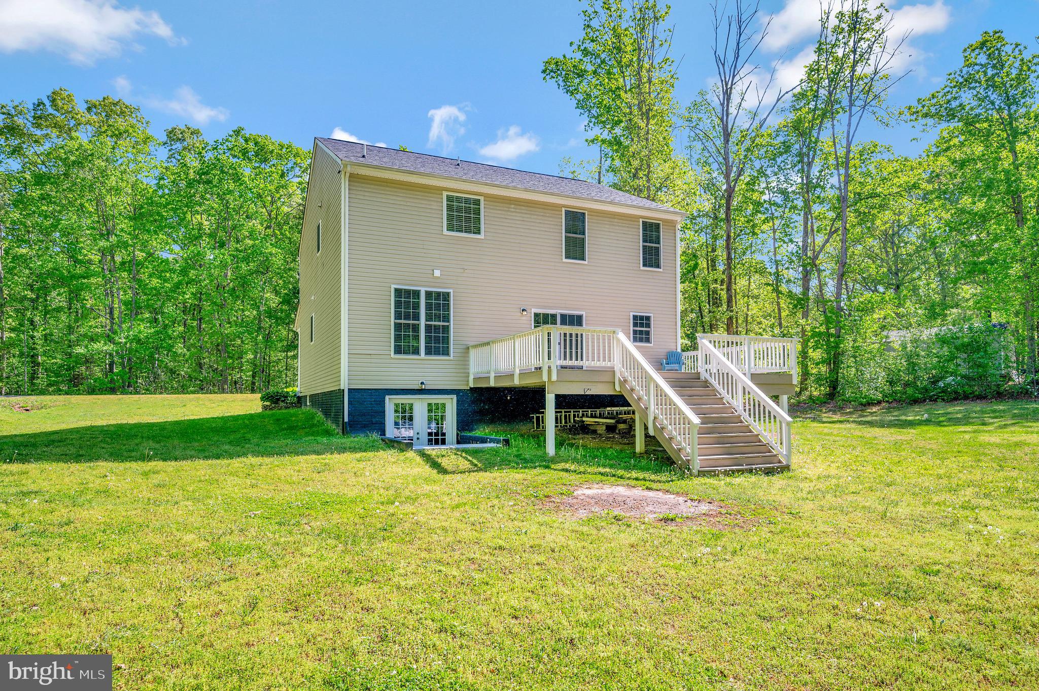 SHADE TREE - Residential Lease