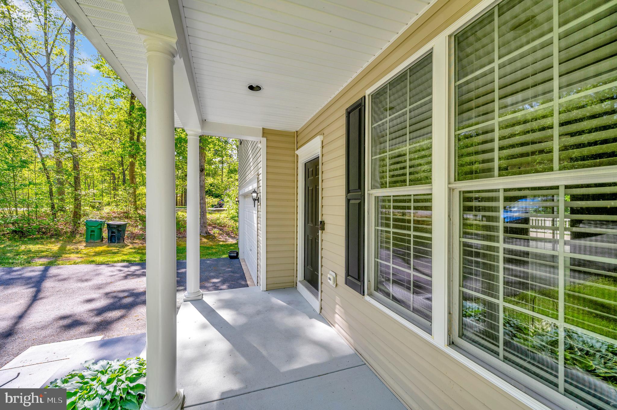 SHADE TREE - Residential Lease