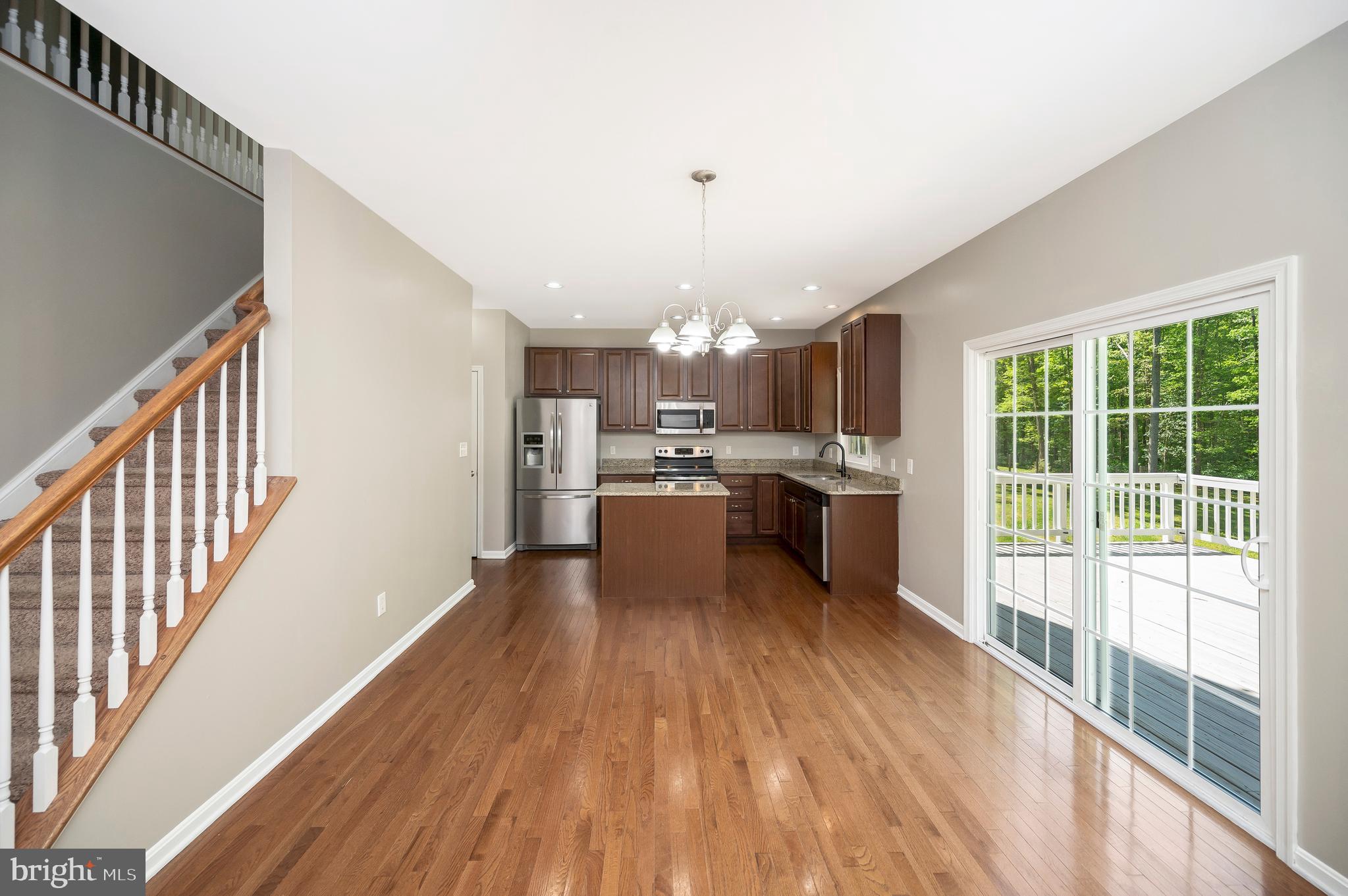 SHADE TREE - Residential Lease