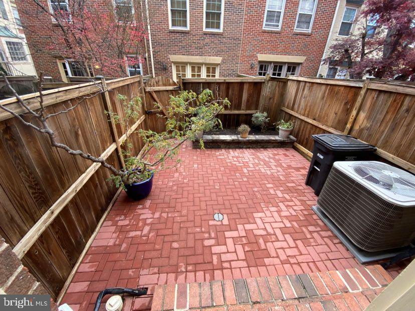 NETHERGATE - Residential