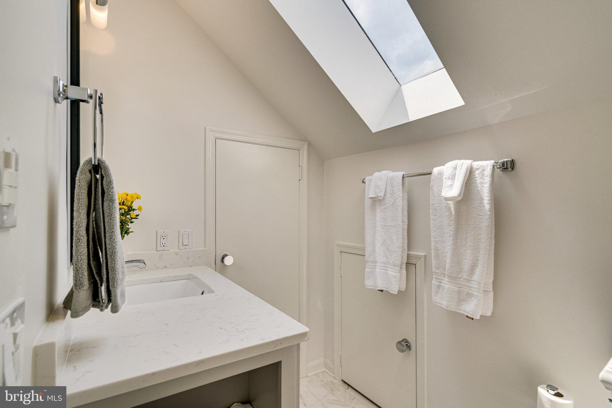 NETHERGATE - Residential