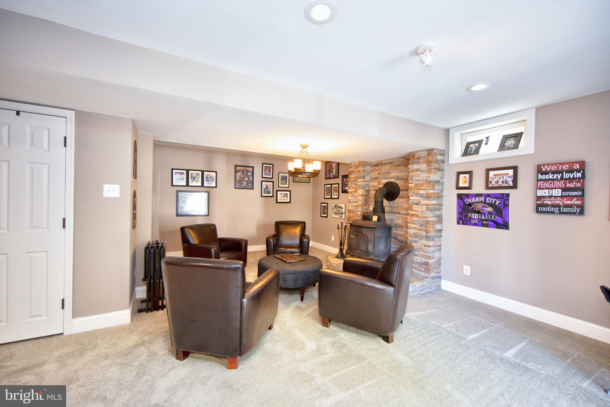 STONE RIDGE POINT - Residential