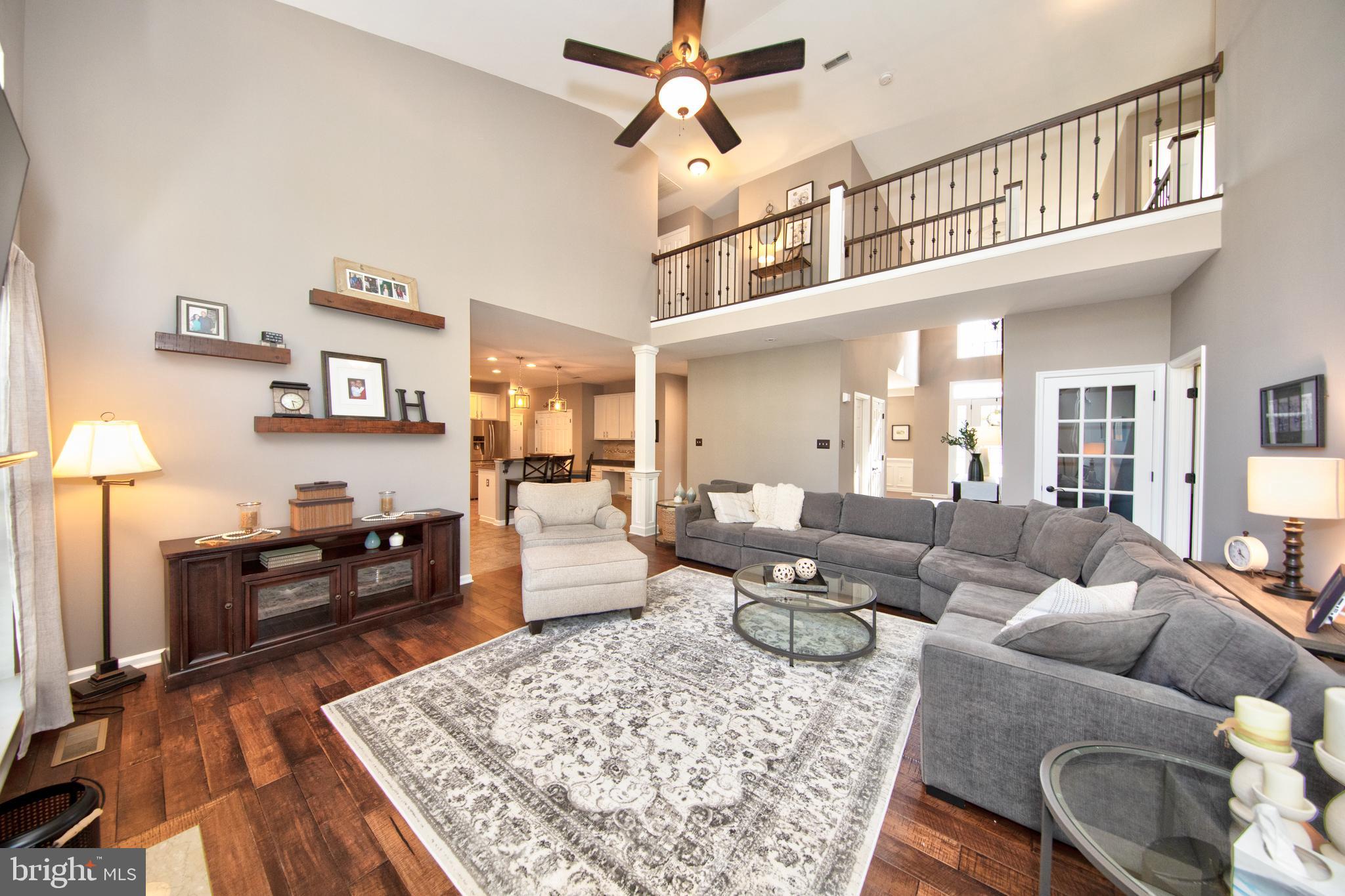 STONE RIDGE POINT - Residential