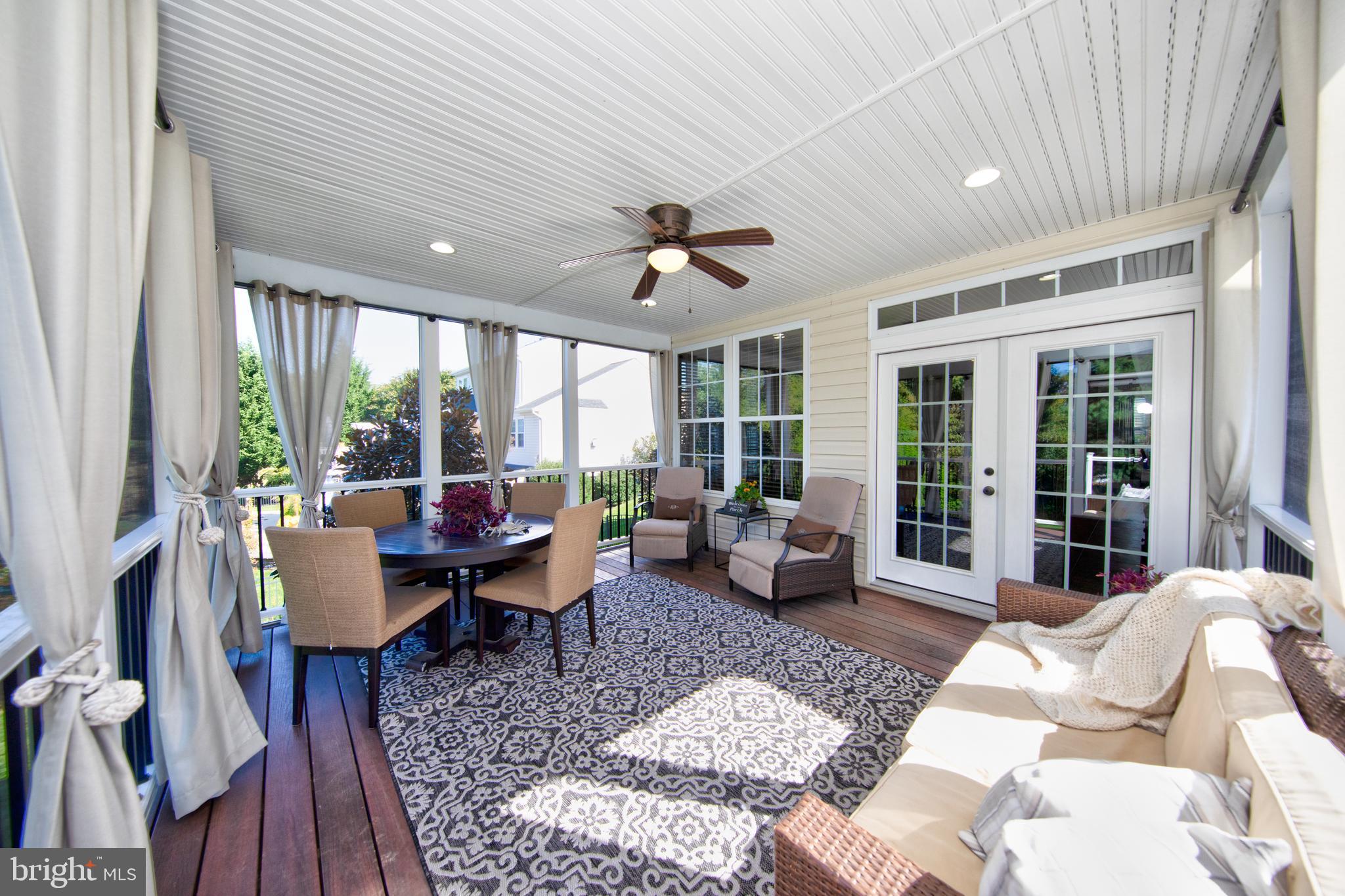 STONE RIDGE POINT - Residential