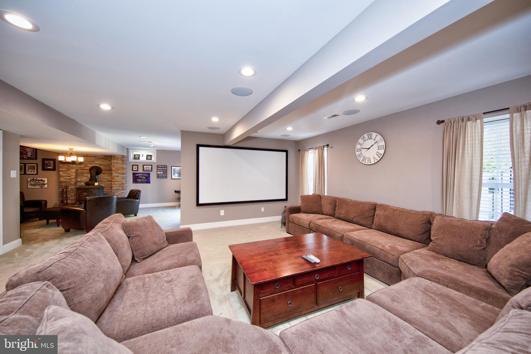 STONE RIDGE POINT - Residential