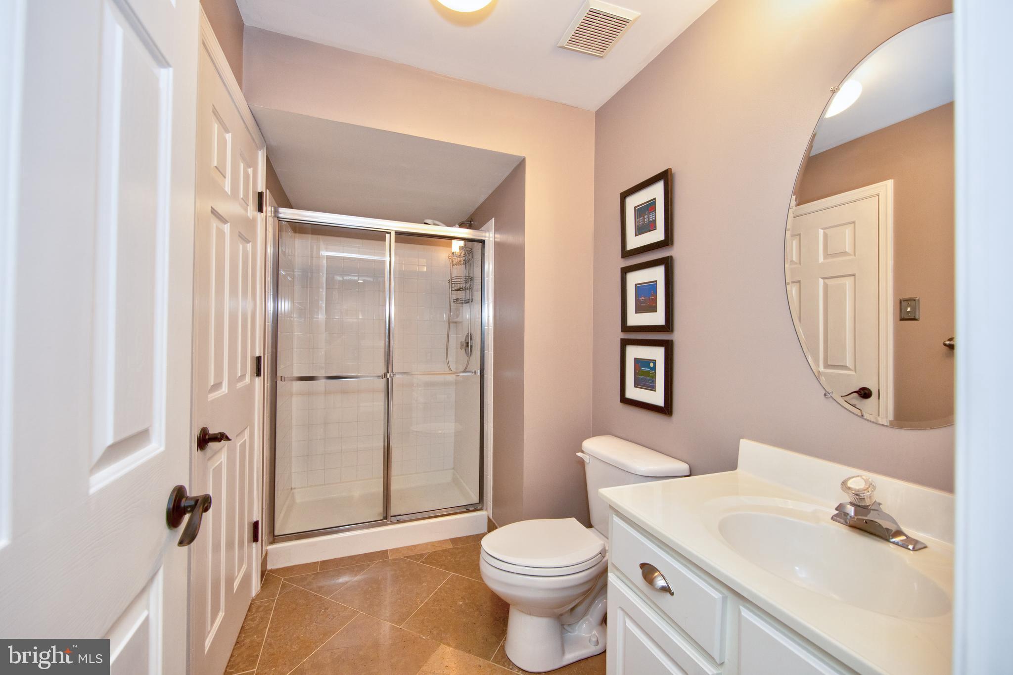 STONE RIDGE POINT - Residential