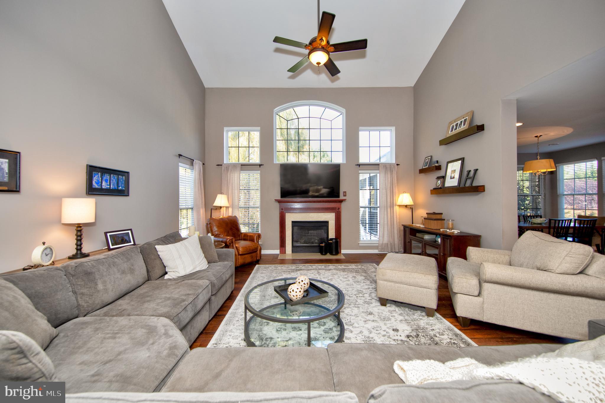 STONE RIDGE POINT - Residential