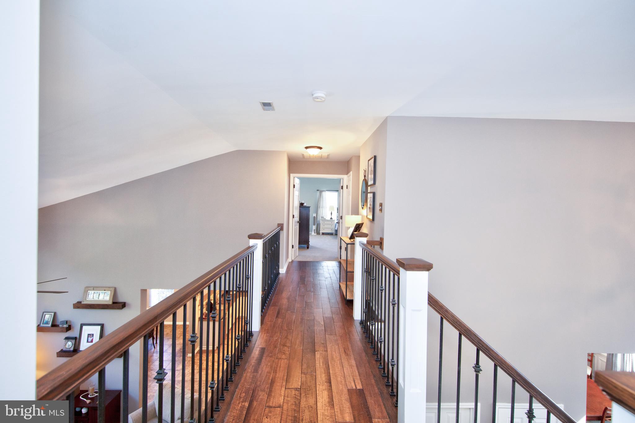 STONE RIDGE POINT - Residential