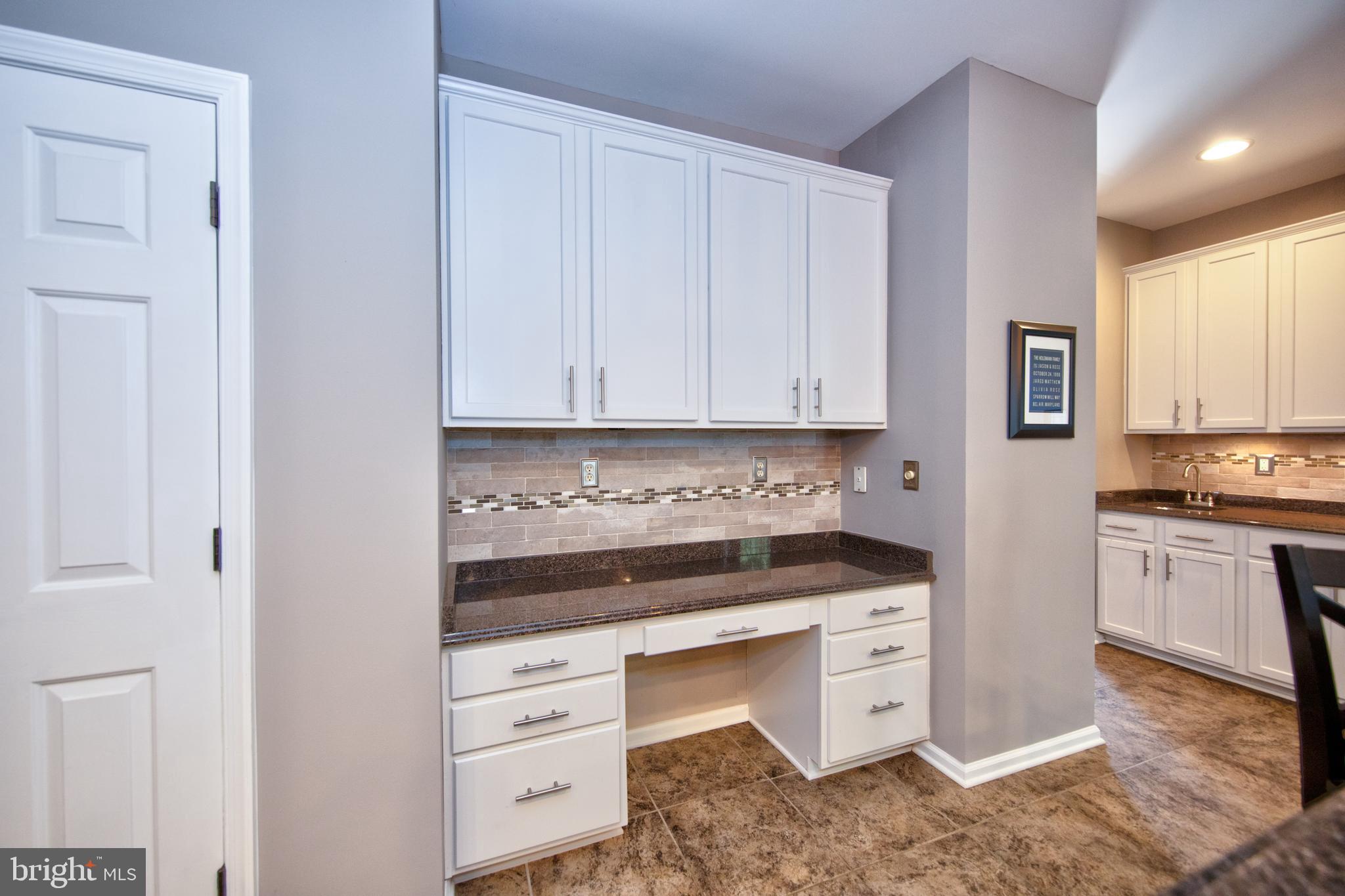 STONE RIDGE POINT - Residential