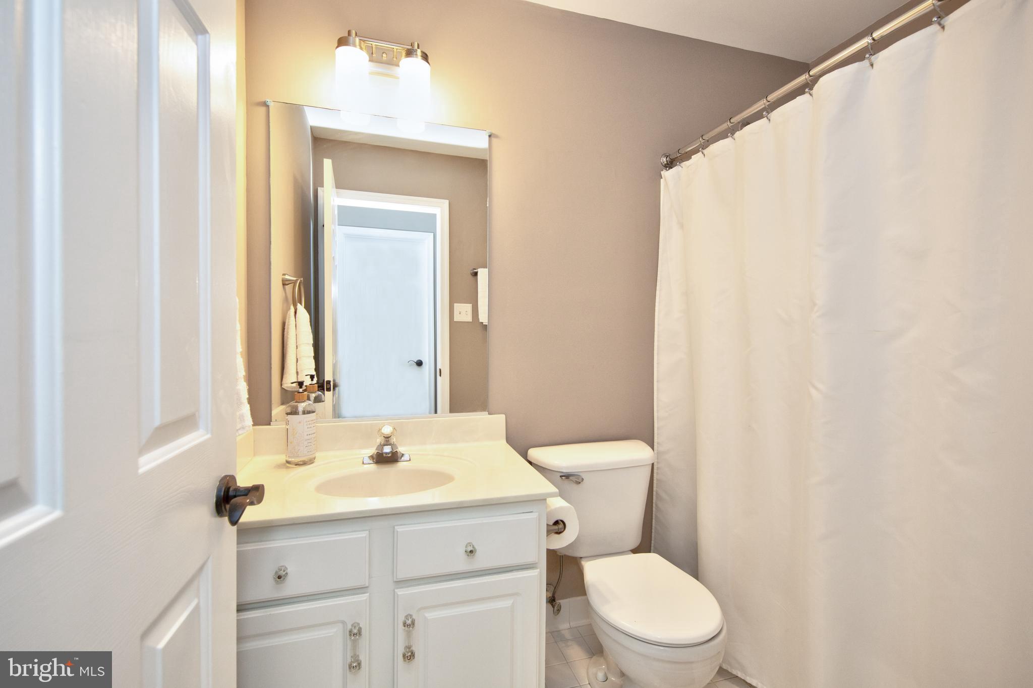 STONE RIDGE POINT - Residential