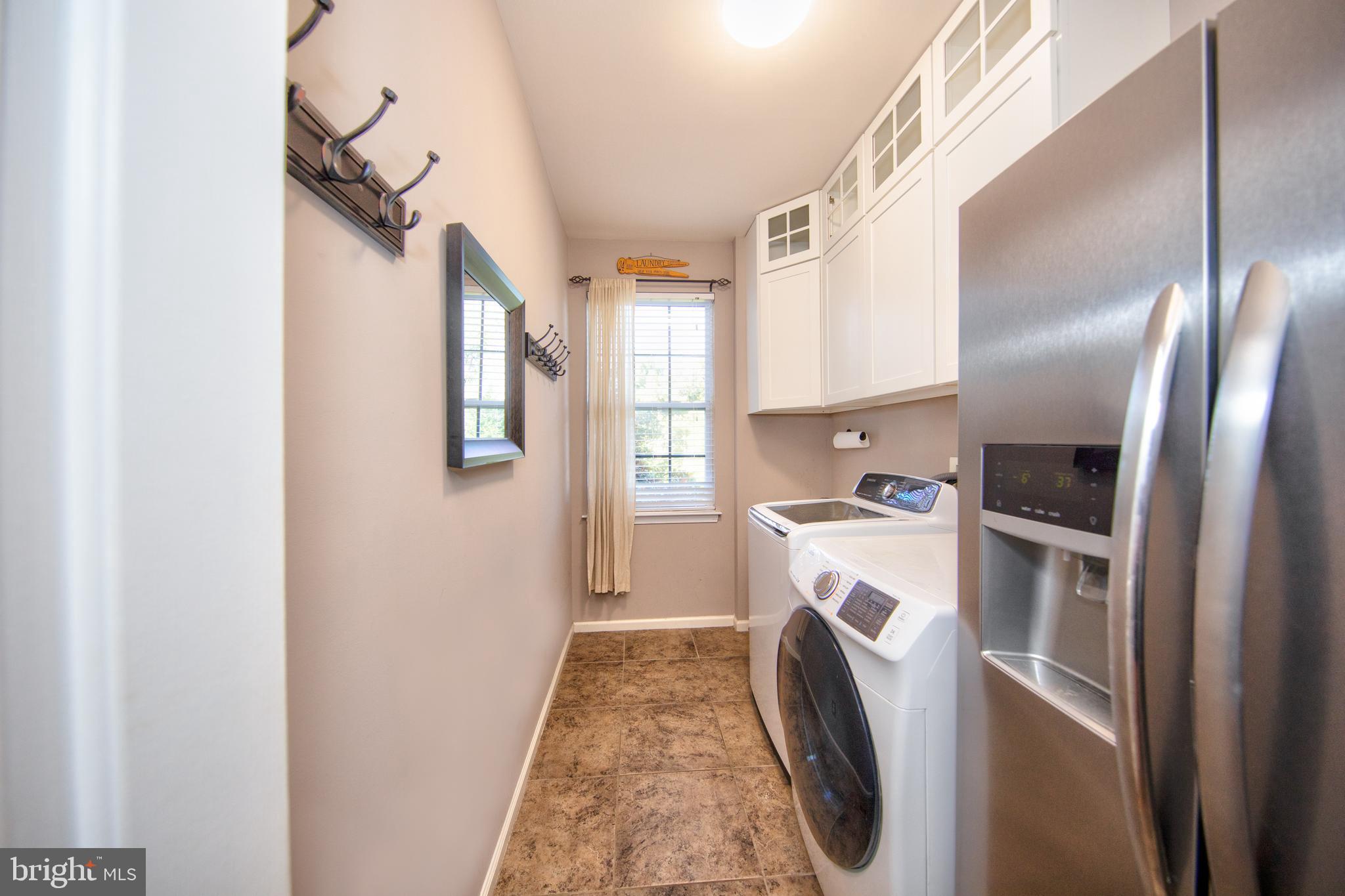 STONE RIDGE POINT - Residential