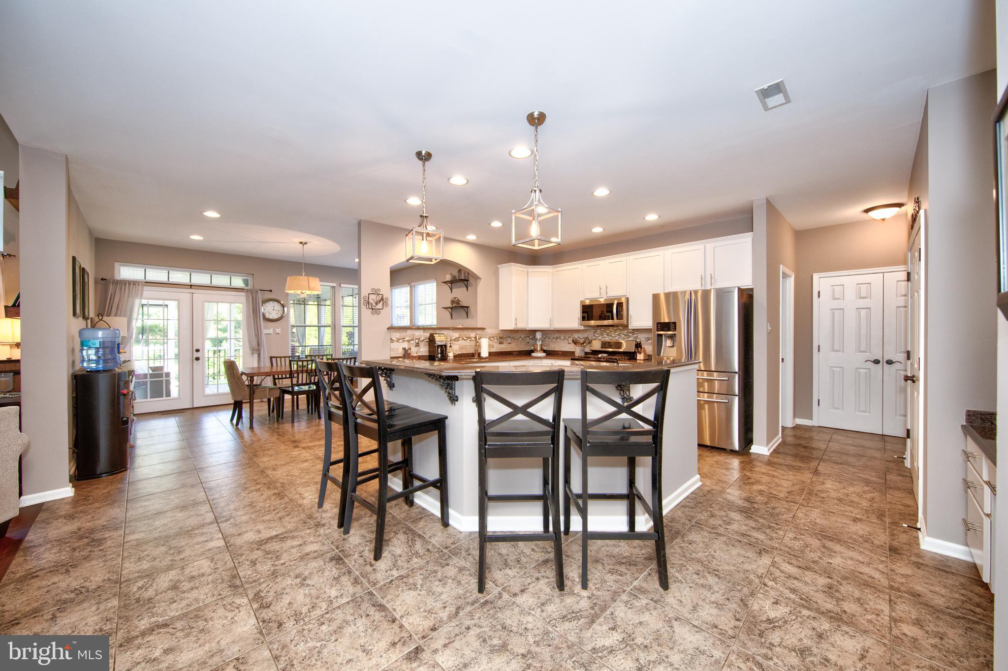 STONE RIDGE POINT - Residential