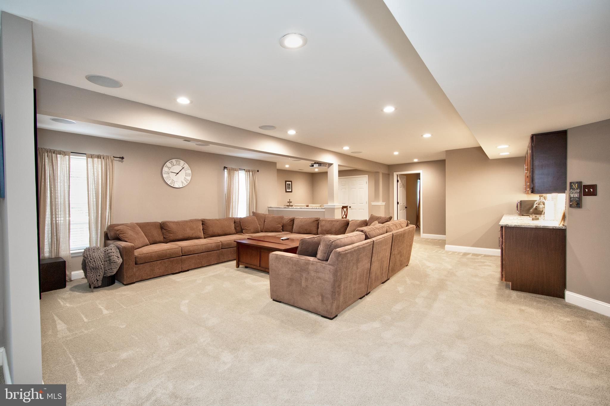 STONE RIDGE POINT - Residential