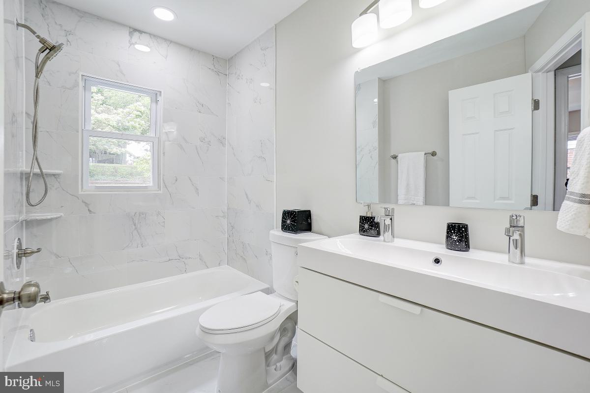 PLEASANTDALE - Residential