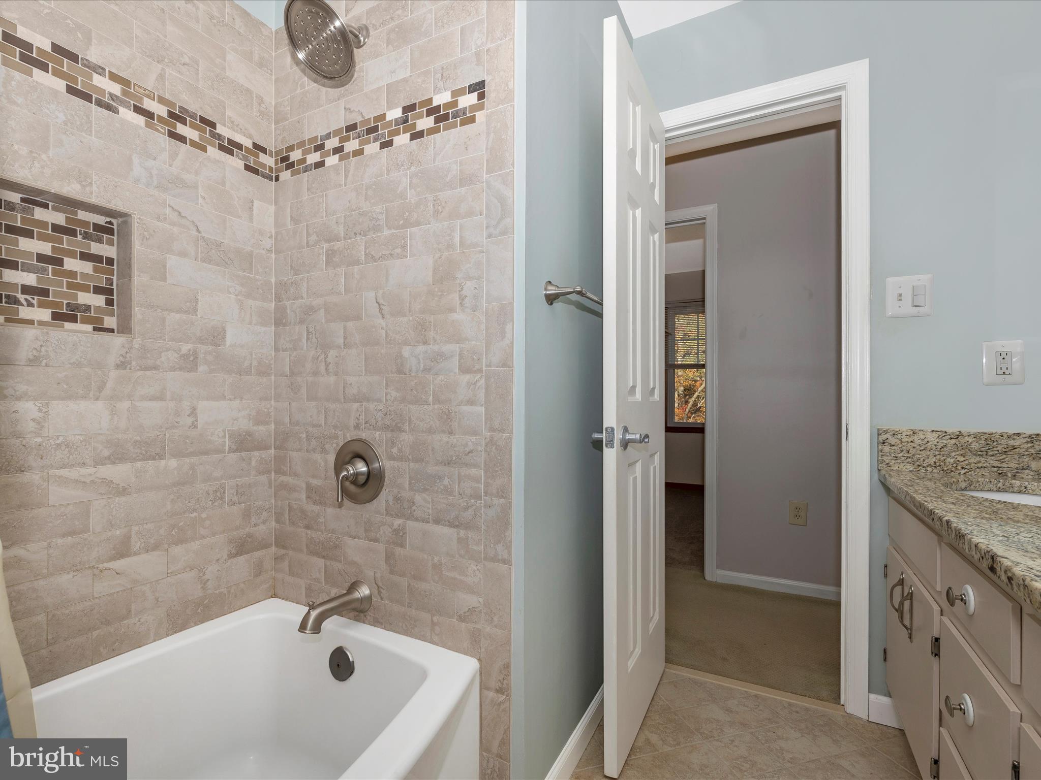 WINTERBORNE - Residential